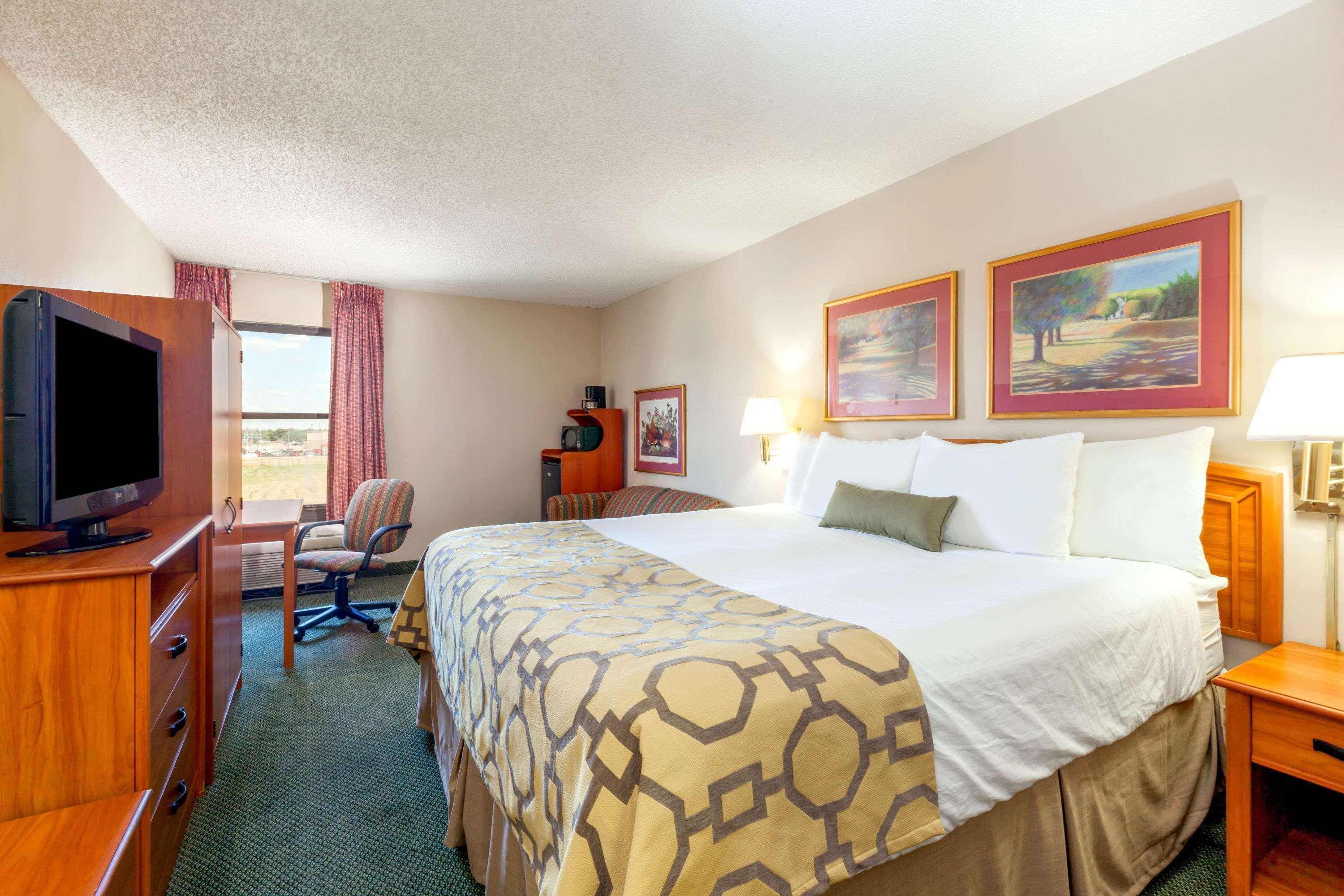 Baymont By Wyndham Amarillo East Hotel Exterior foto
